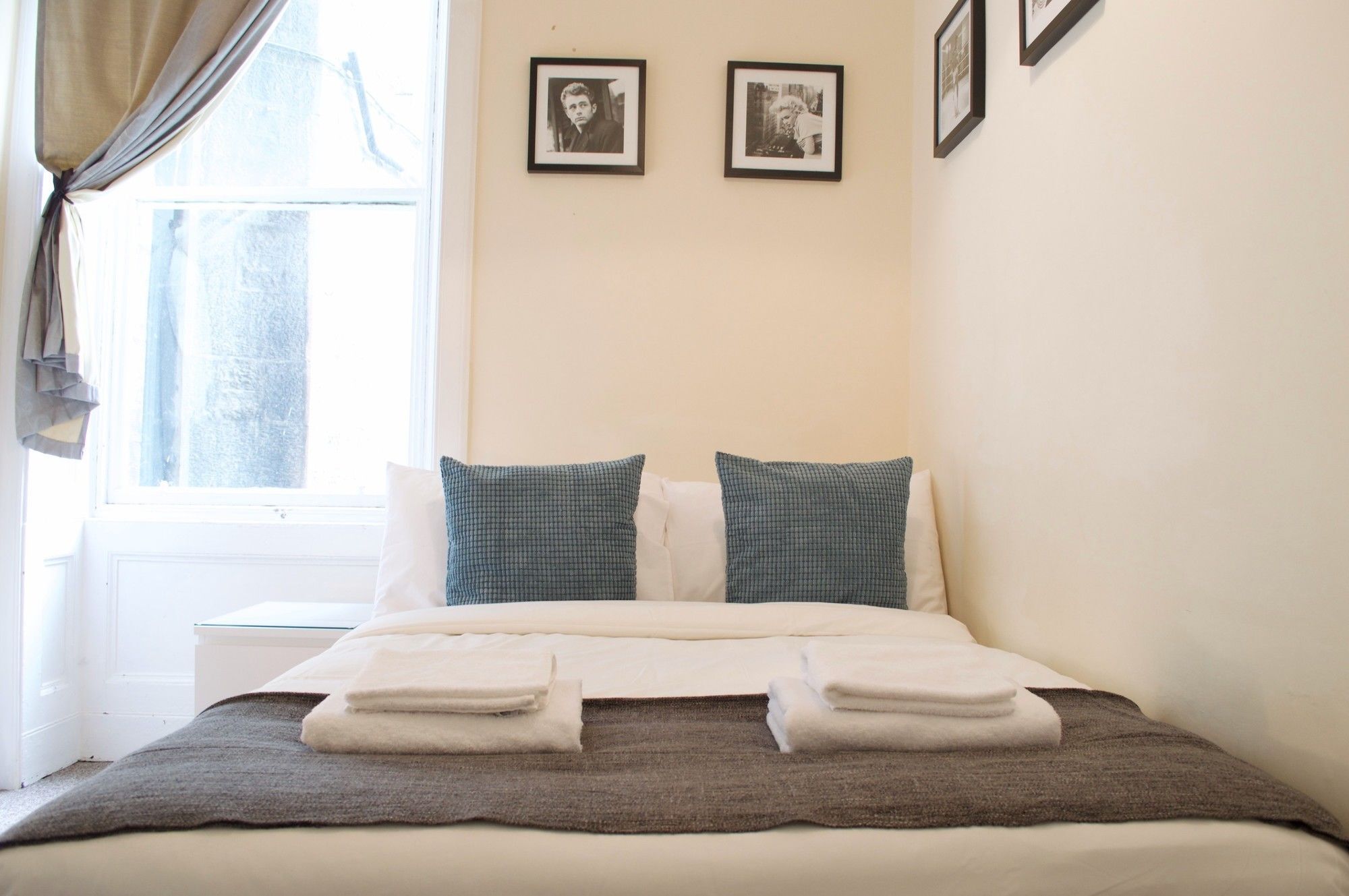 3 Bedroom Apartment Accommodates 8 エディンバラ エクステリア 写真